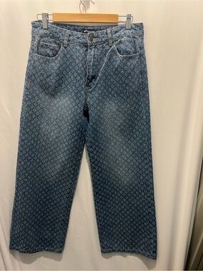 PrettyLittleThings Patterned Relaxed Jeans
